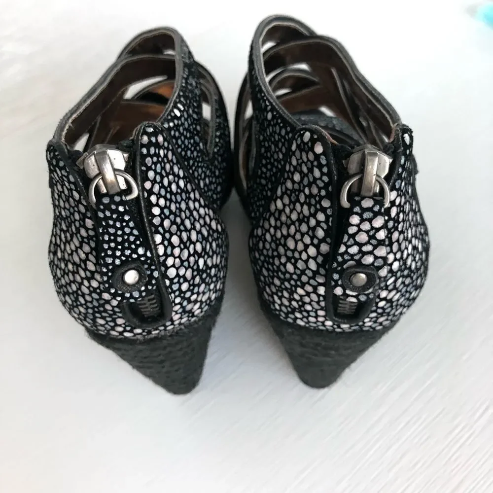 Cynthia Vincent Wedge Sandal In Black & Metallic Speckle Rope Heel